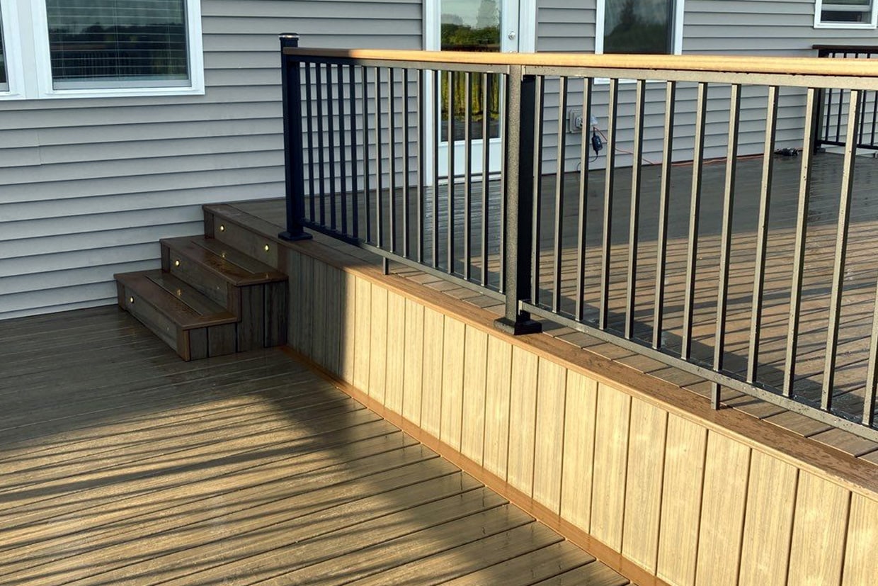 New Deck Built With Trex Decking 5