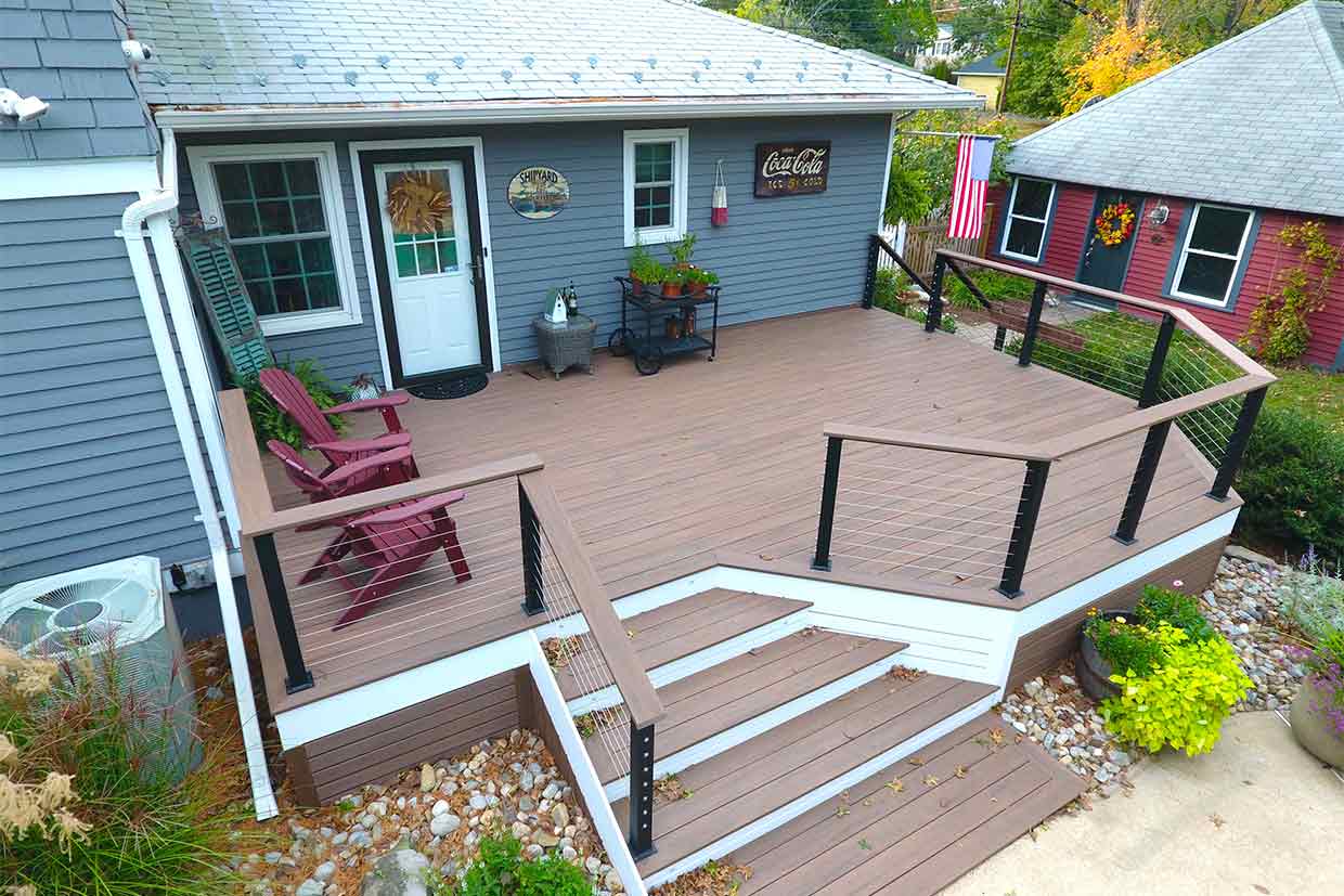New Deck With Cable Railings 3