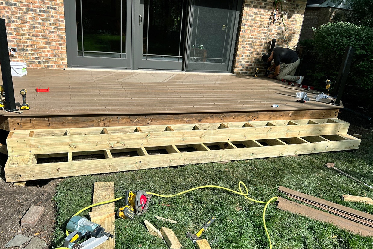 Maplewood Deck Builder 5