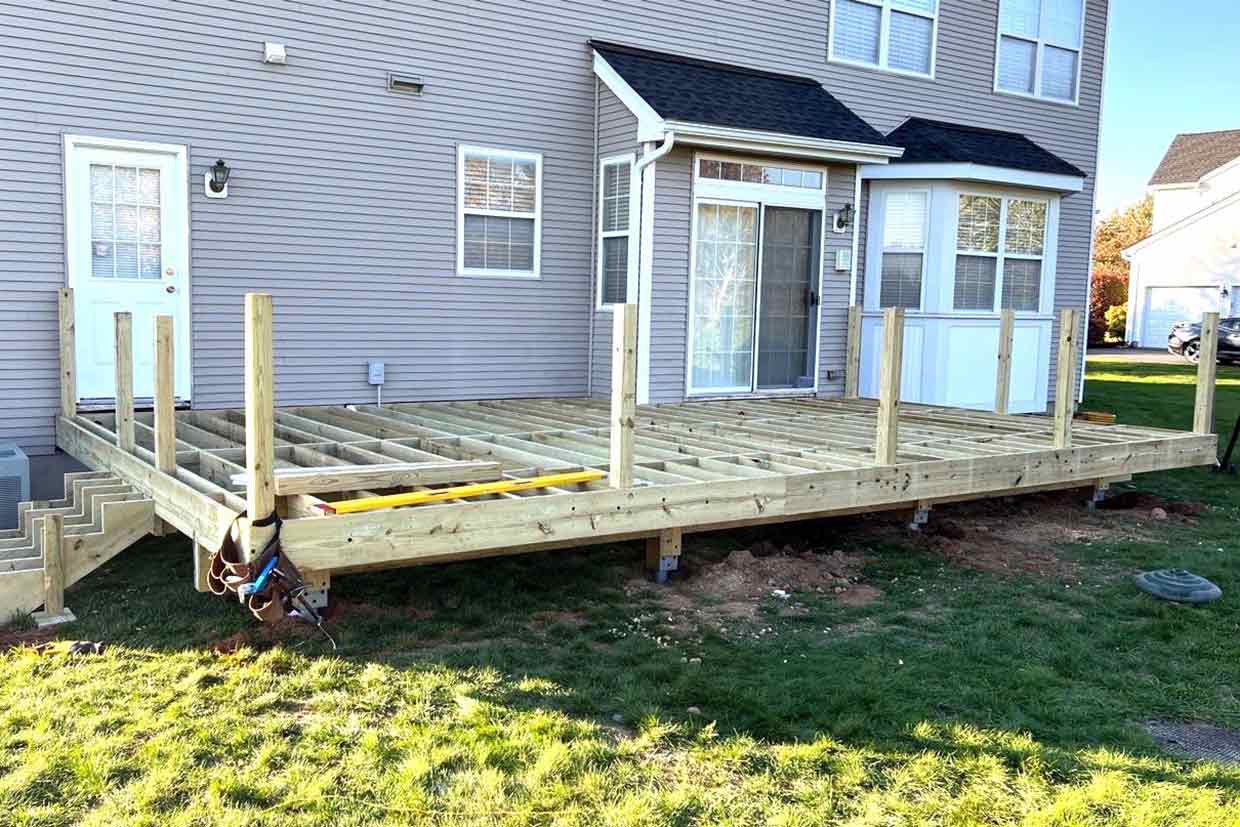 Martinsville Deck Builder 5