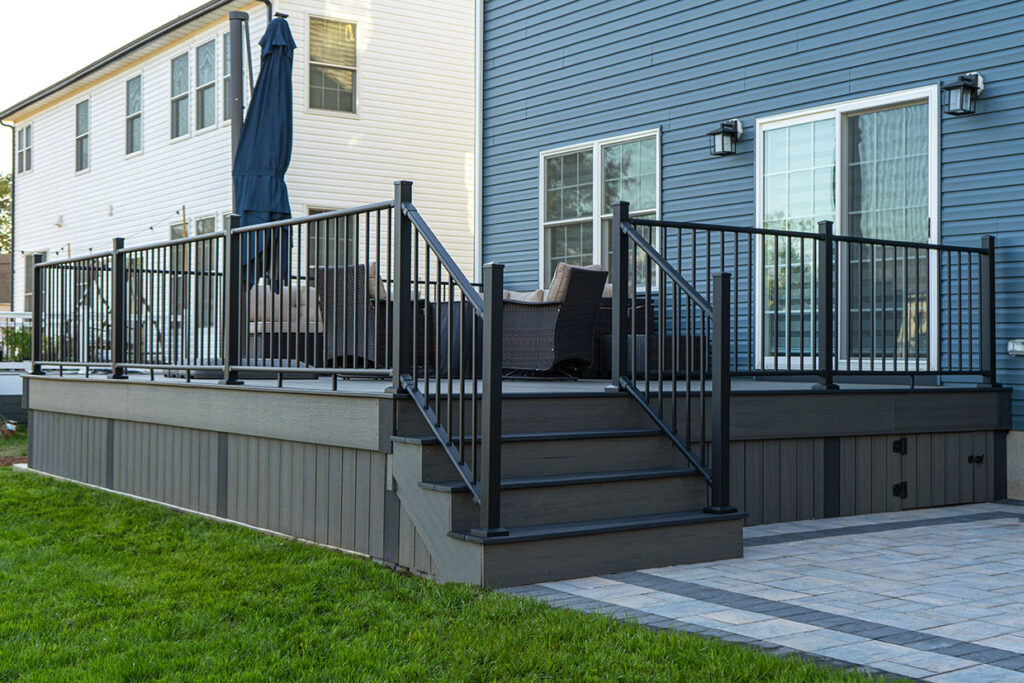 Protect The Deck & Enhance The Looks With Deck Skirting Ideas