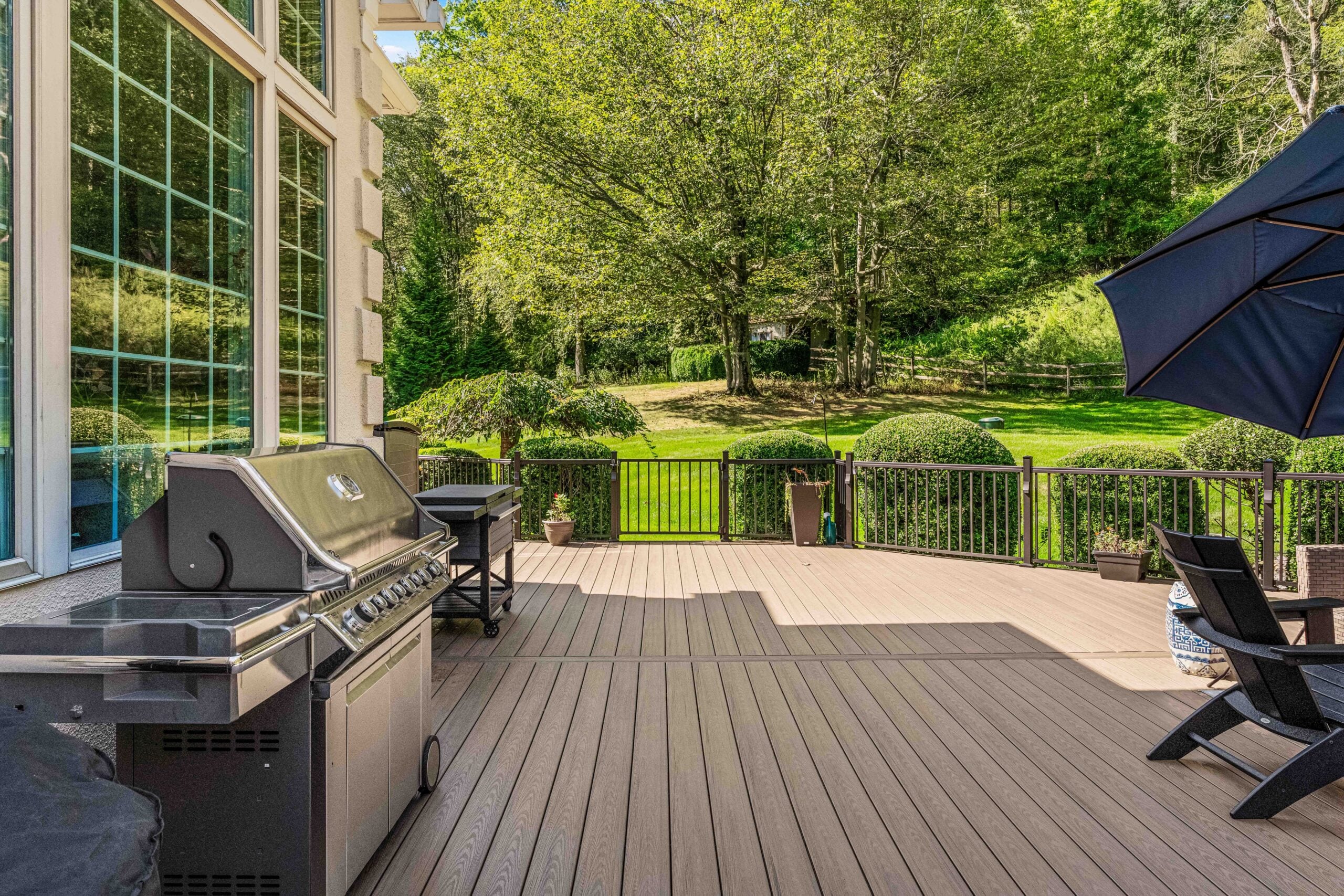 New Jersey patios 1 Large Patio With Dining, Fire Pit, And Lights Highlights New Jersey Patios Design.